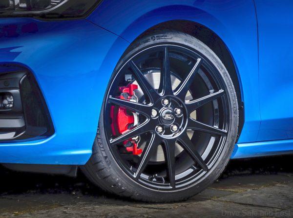 Ford Focus ST Edition_wheels