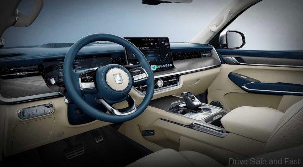 TANK 500 by GWM interior