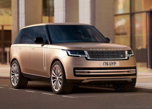 front of the 5th generation Range Rover
