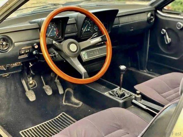 Car Scrapping an old Alfa