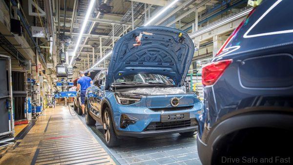 Volvo C40 on a production line in Ghent