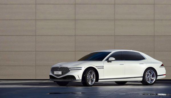 All-New Genesis G90 Revealed, Can It Lure S-Class Buyers?