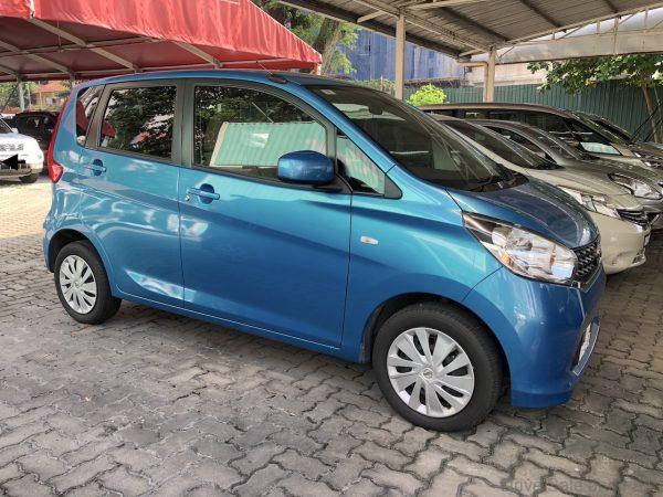 Nissan DAYZ 2013_side view