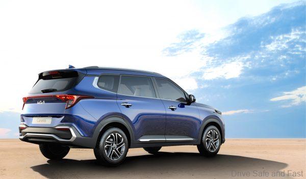 Modern loft style terrace with sea of fog view 3d render.There has polished concrete floor decor wooden and fabric chair.Looking out to mountains view in the morning.