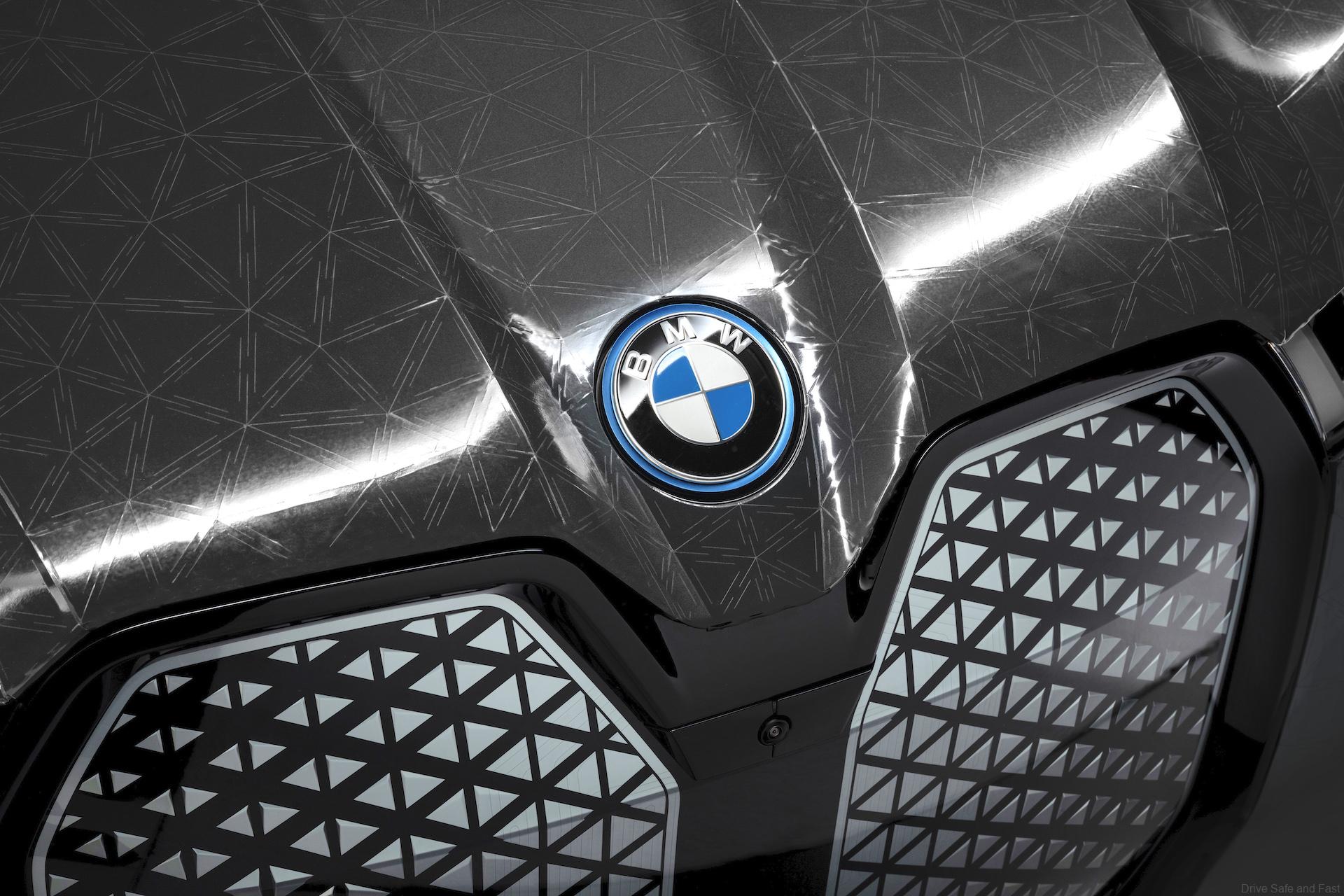 BMW i4 and iX battery issue