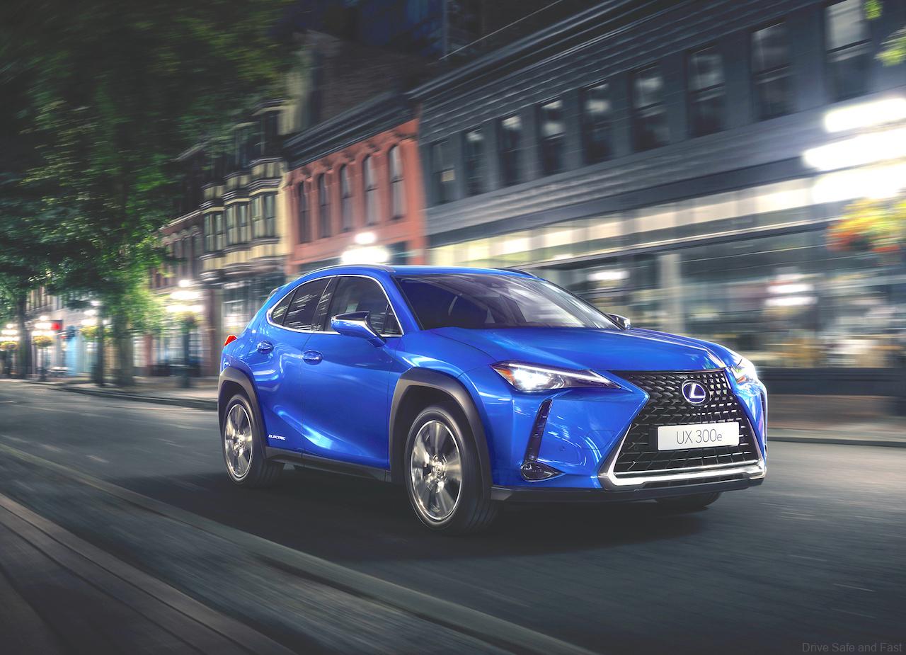 Lexus UX 300e drive