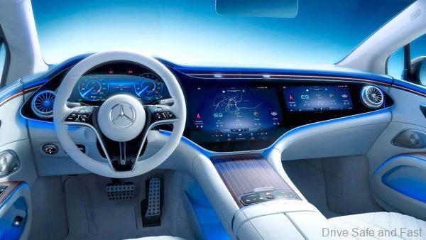 Mercedes Hyperscreen Automotive At CES 2022