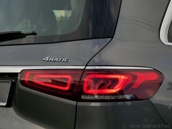 tail light of the mercedes-benz gls 450 4matic with amg line 3rd generation a