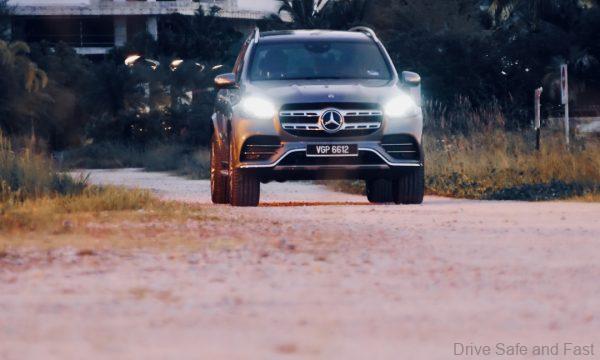 front of the mercedes-benz gls 450 4matic with amg line 3rd generation