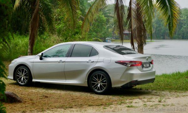 Toyota Camry Facelift rear