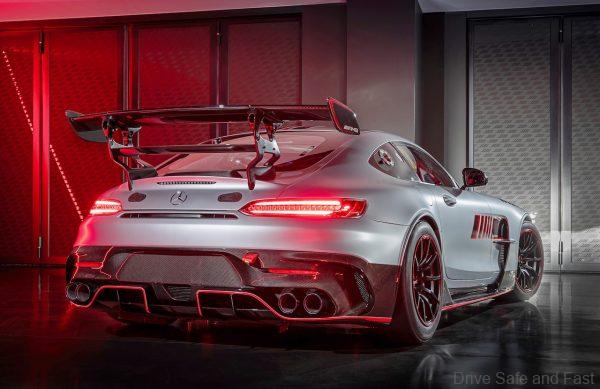 Der neue Mercedes-AMG GT Track Series: Limited Edition, unlimited PerformanceThe new Mercedes-AMG GT Track Series: limited edition, unlimited performance