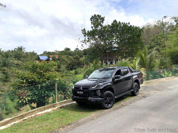 Mitsubishi Triton driving holiday