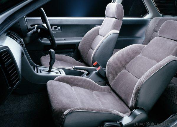 Honda Prelude 2.0 3rd Generation front seats