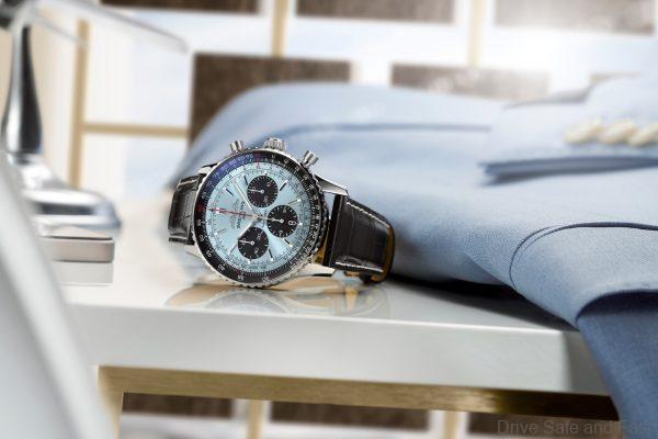 Breitling Navitimer B01 Chronograph 43_ice-blue dial and black alligator leather strap_Ref. AB0138241C1P1_RGB
