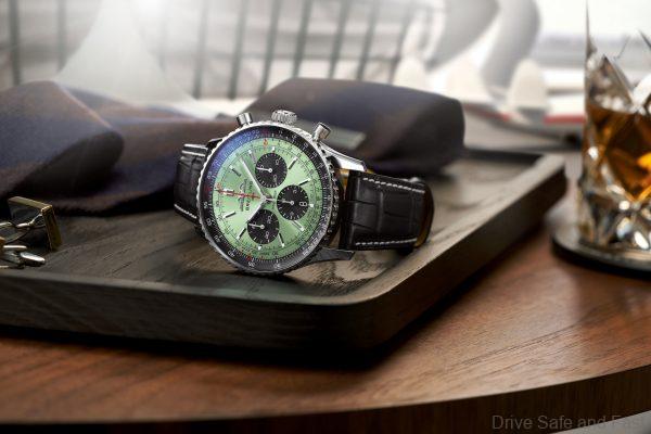 Breitling Navitimer B01 Chronograph 43_mint-green dial and black alligator leather strap_Ref. AB0138241L1P1_RGB