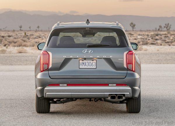 2023 Hyundai Palisade rear