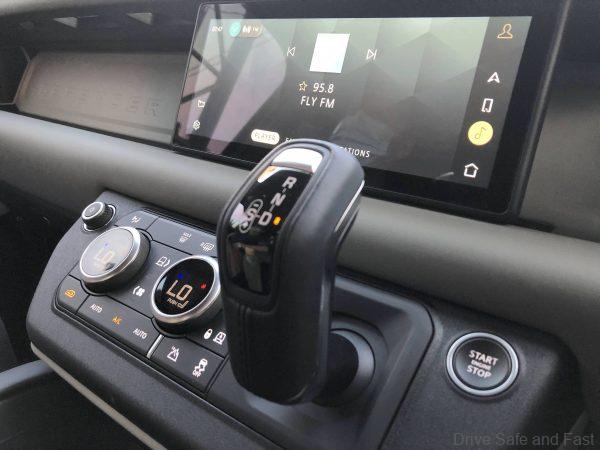Land Rover Defender P400 gearshift