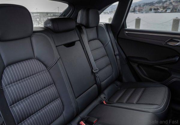 Porsche Macan T rear seat