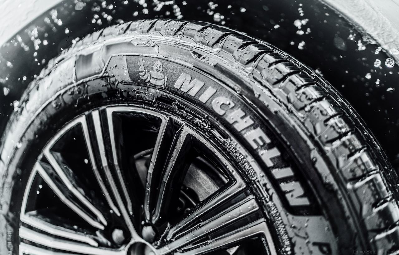 Michelin Primacy SUV+ Tyres top