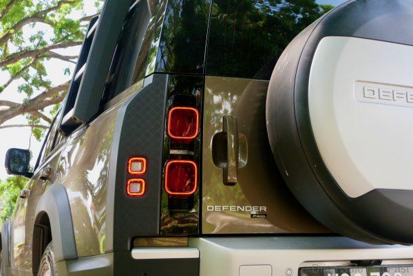 jaguar land rover defender
