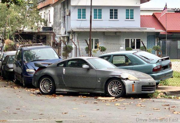 Rotting Cars_nissan 350Z