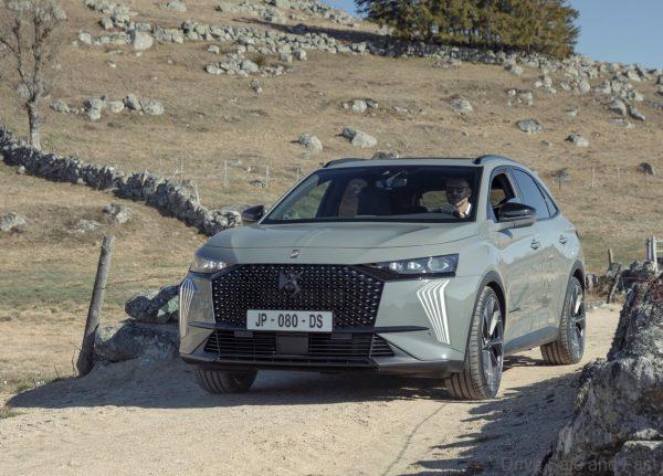 DS 7 Facelift Debuts Without ‘Crossback’ Suffix