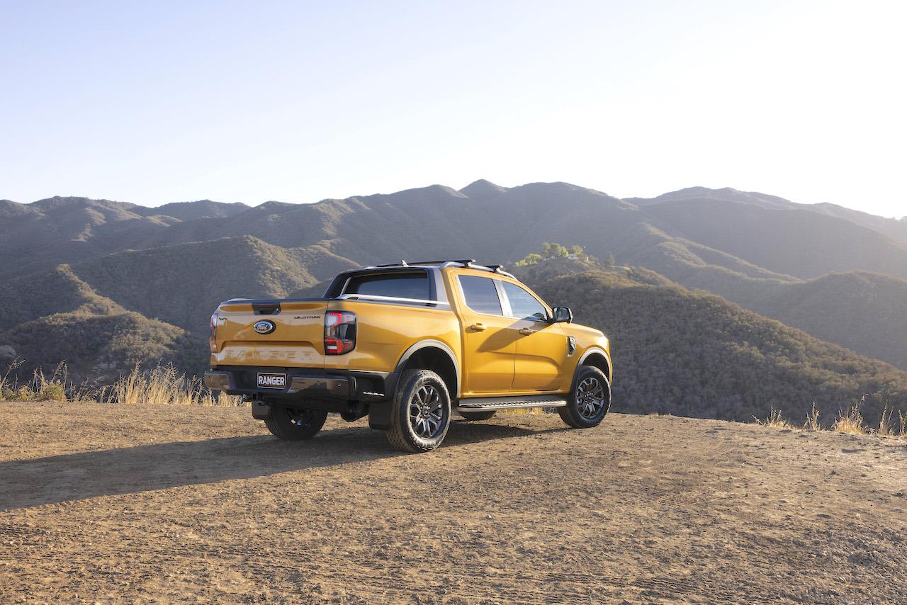 Ford Ranger rear deck view