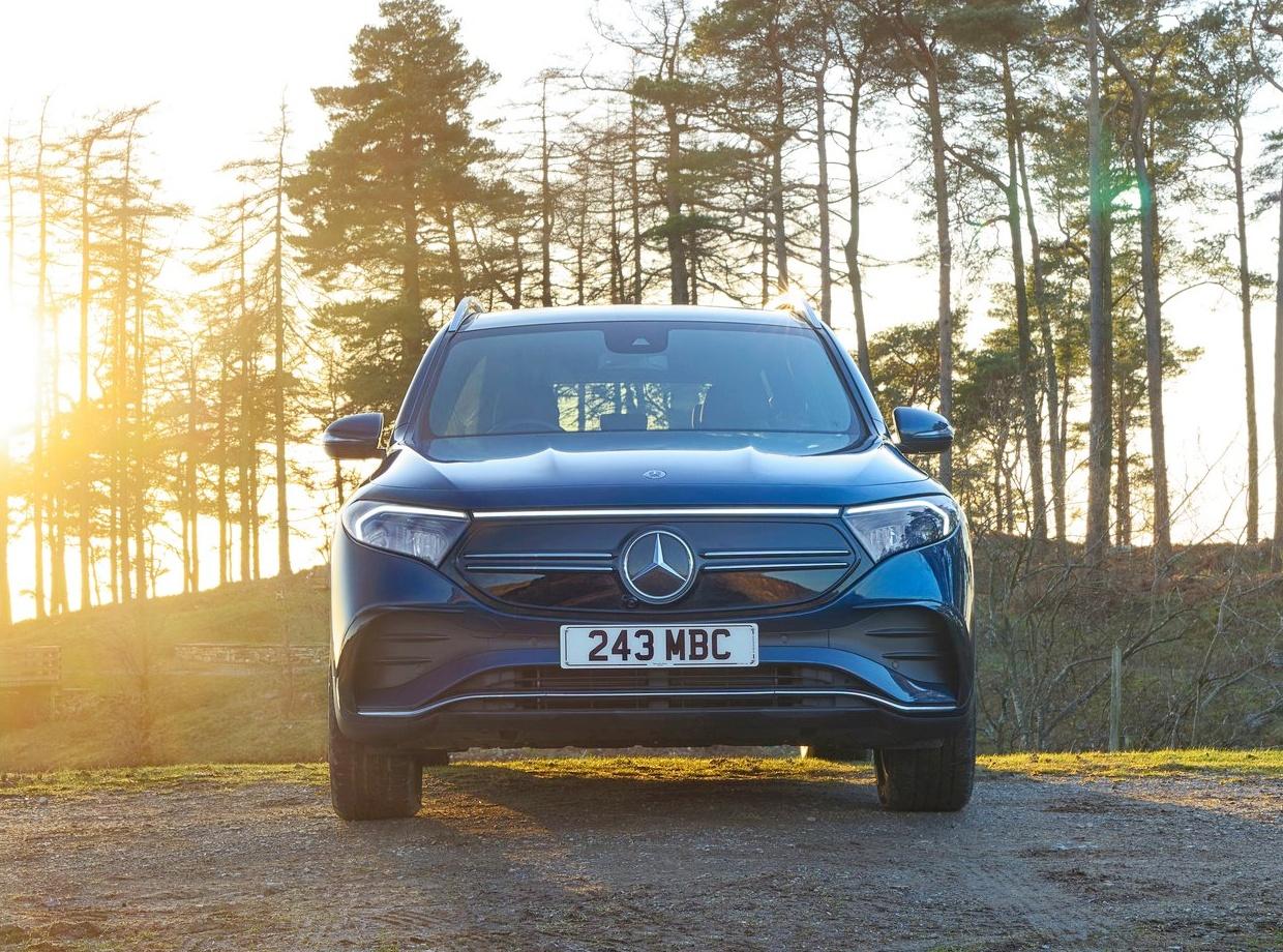 Mercedes EQB 350