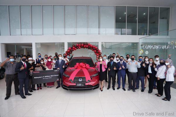 1st New Honda HR-V Owner In Malaysia Gets Special Ceremony And Free Gifts