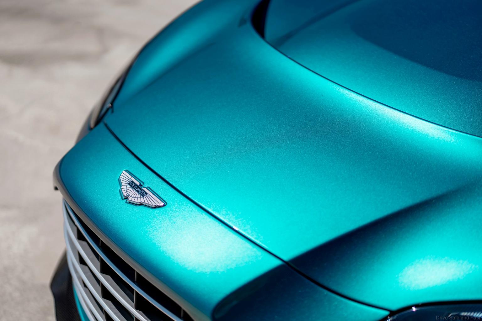 Aston Martin V12 Vantage Roadster