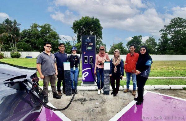 Petronas 180kW DC Fast Charger Ready And F.O.C. Until Malaysia Day 2022