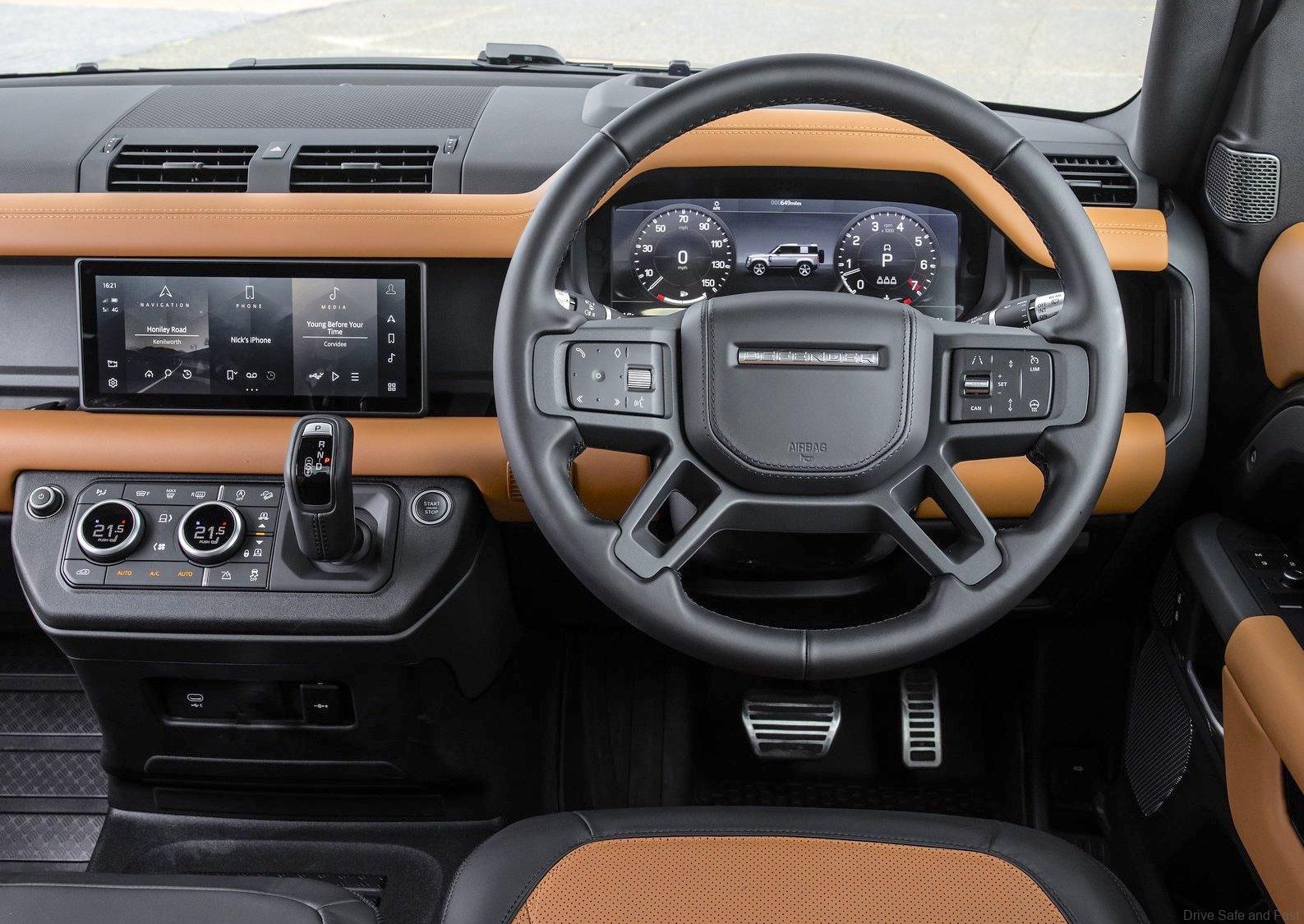Land Rover Defender 90 dashboard