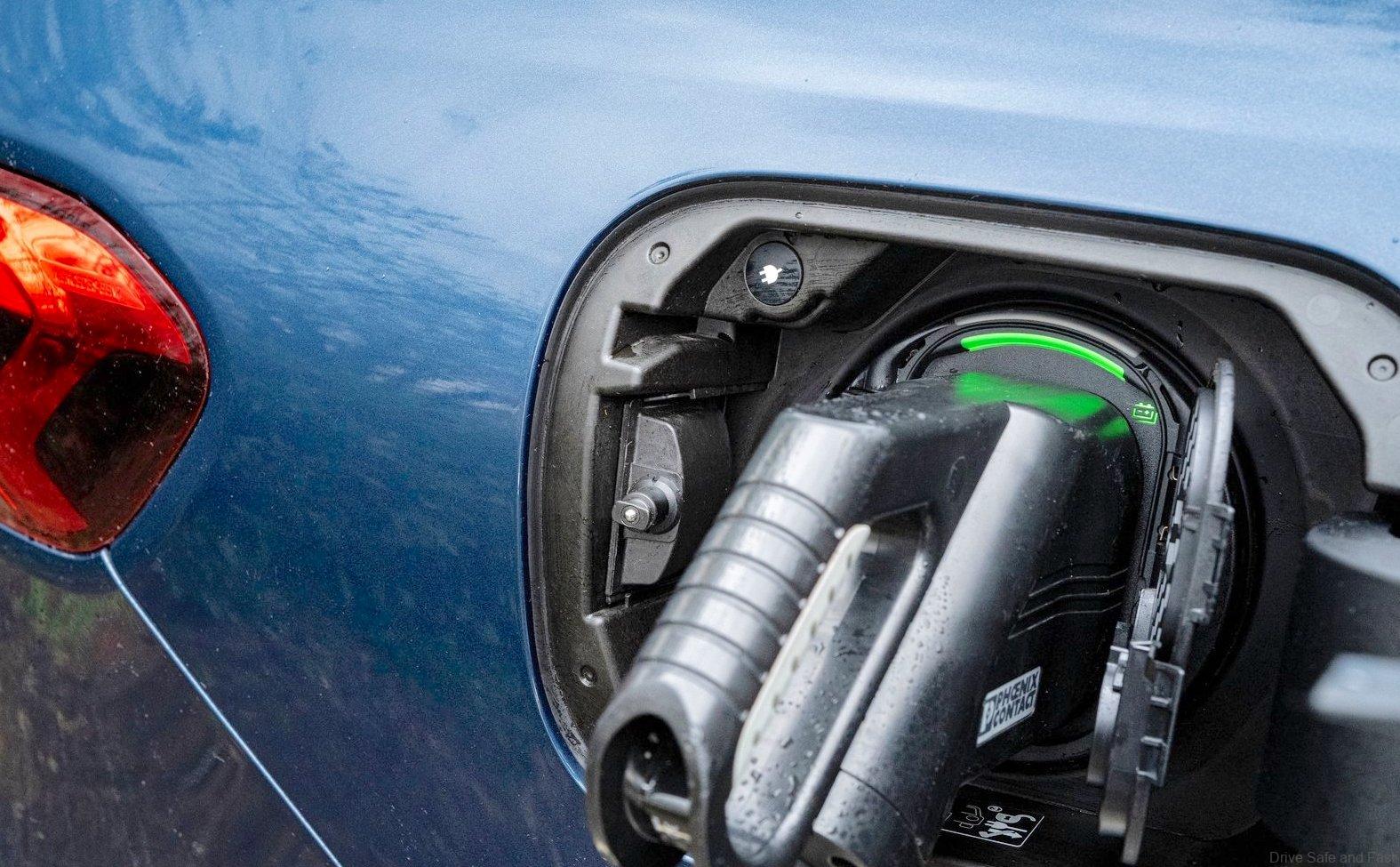 Mercedes EQB 350 Electric