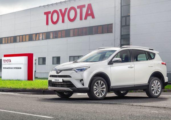 Toyota Stops All Vehicle Manufacturing