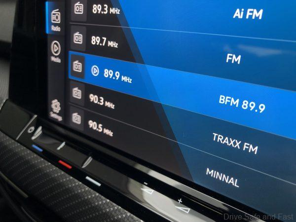 Volkswagen Golf R Mk8 audio