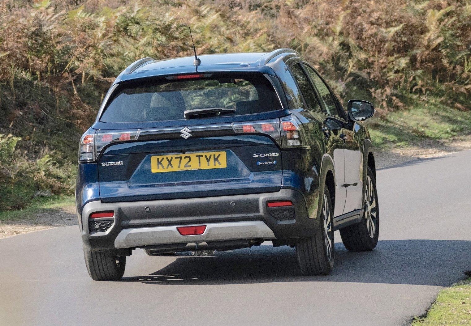 Suzuki S-Cross Hybrid