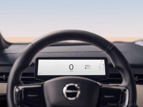 Volvo EX90 driver display