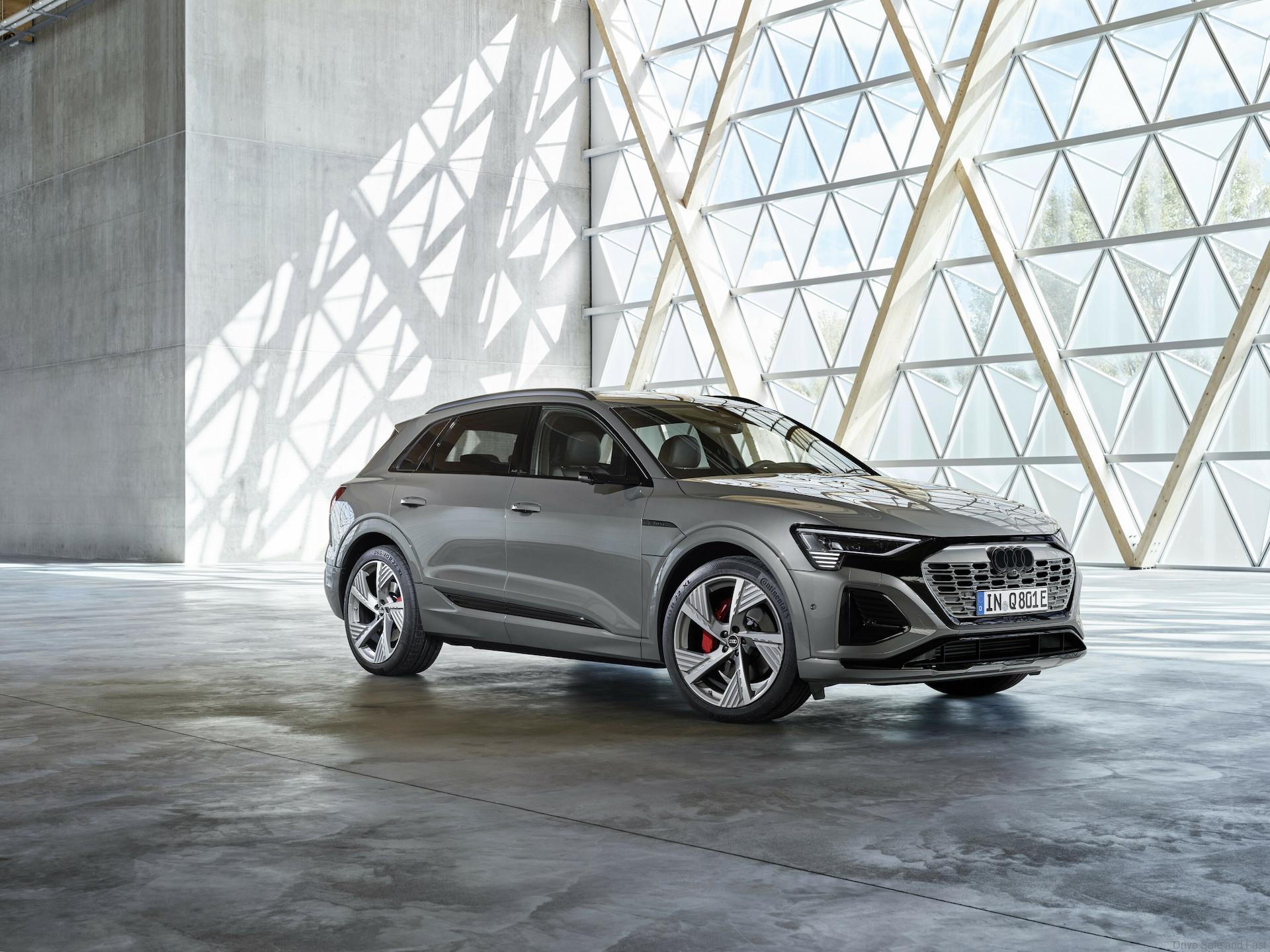 Audi Q8 e-tron quattro Static photo, Colour: Chronos Gray metallic.