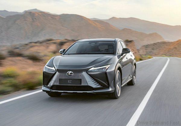 Lexus RZ 450e