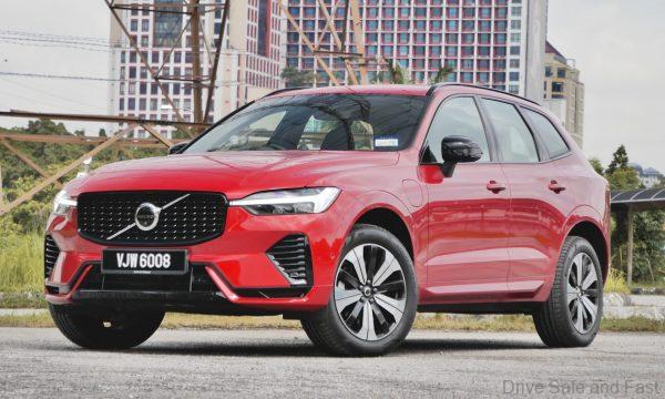 2023 Volvo XC60 Recharge T8 Ultimate Review