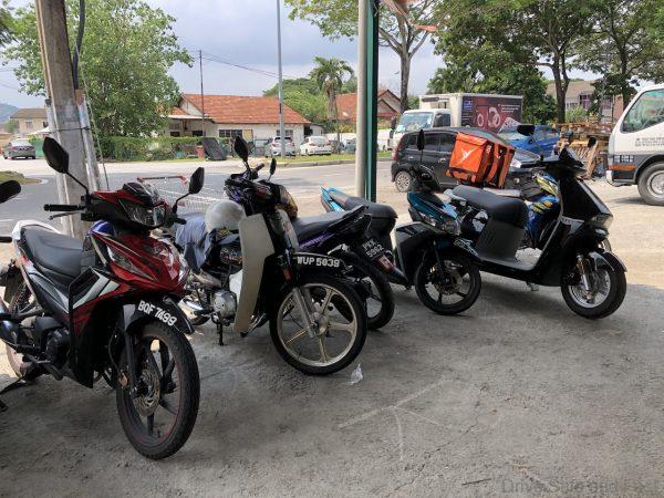 Blueshark R1 Electric Scooter