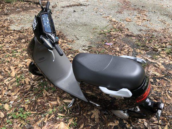Blueshark R1 Electric Scooter