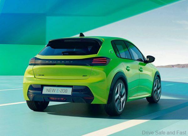 rear three quarter Peugeot e-208