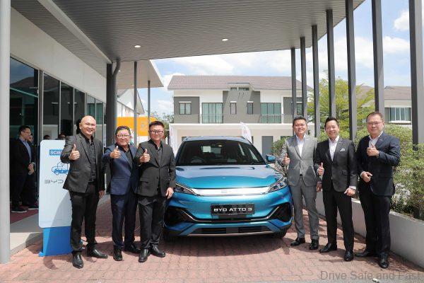 Sime Darby Beyond Auto & Scientex Sign EV-Related MOU