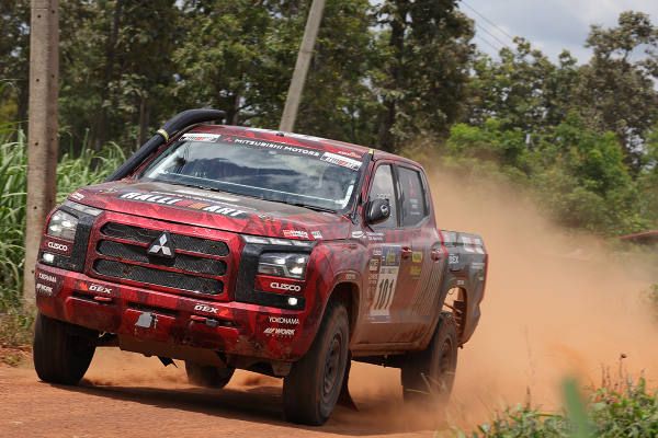 Team Mitsubishi Ralliart new Triton AXCR 2023