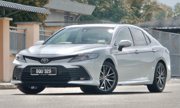 2022 Toyota Camry 2.5 V Review: One For The Drivers