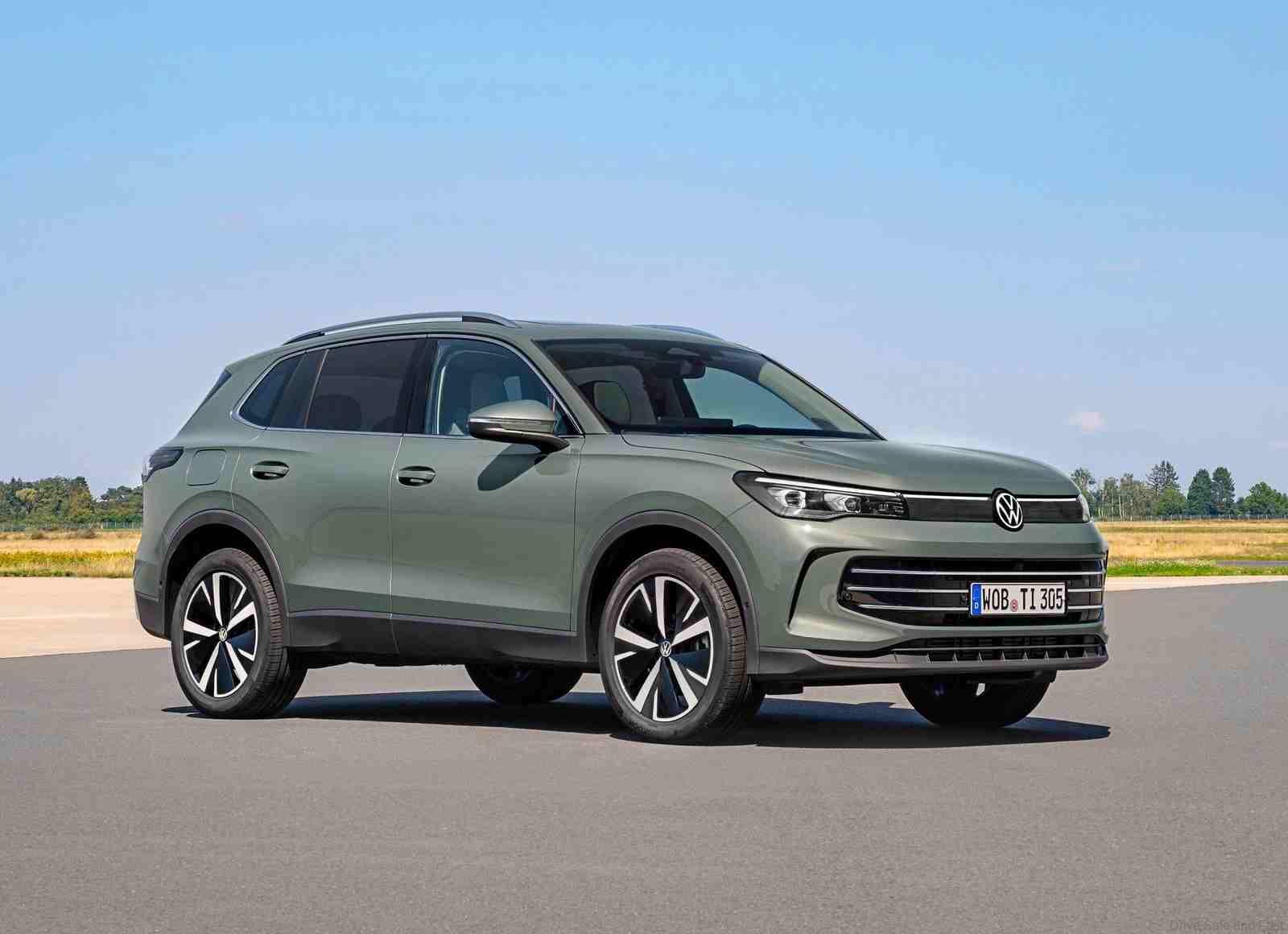 Volkswagen Tiguan front three quarter view