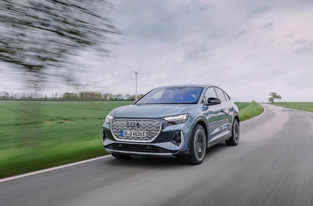 Audi Q4 e-tron Sportback in motion