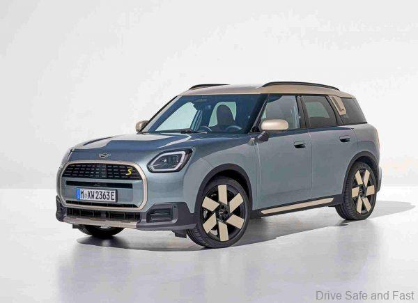 All-New MINI Countryman Revealed With Fully-Electric Drivetrain