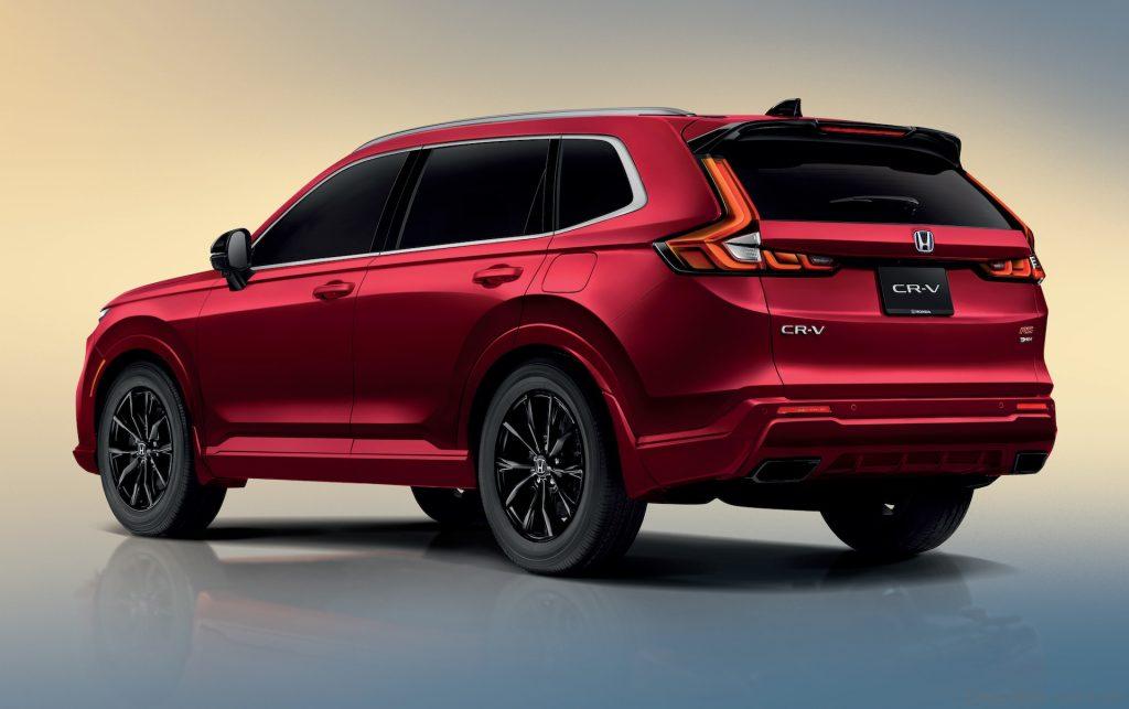 CR-V e:HEV from the rear